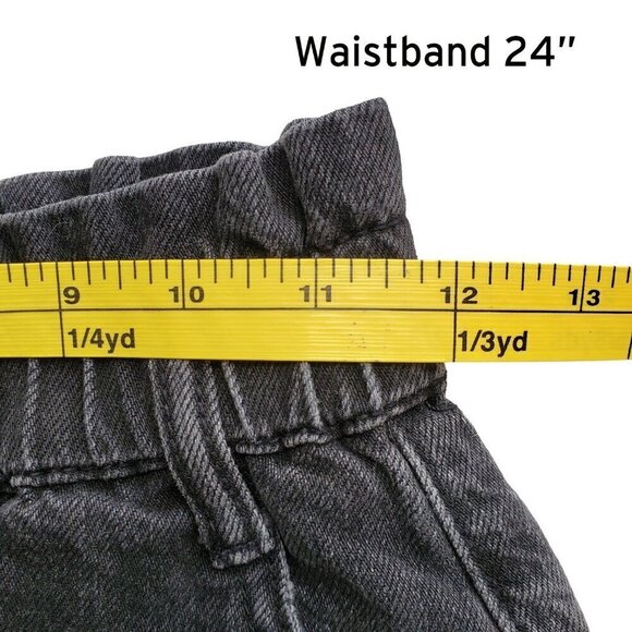 BDG Pull-On High Waisted Mom Short Black Denim Size XS - Picture 11 of 16